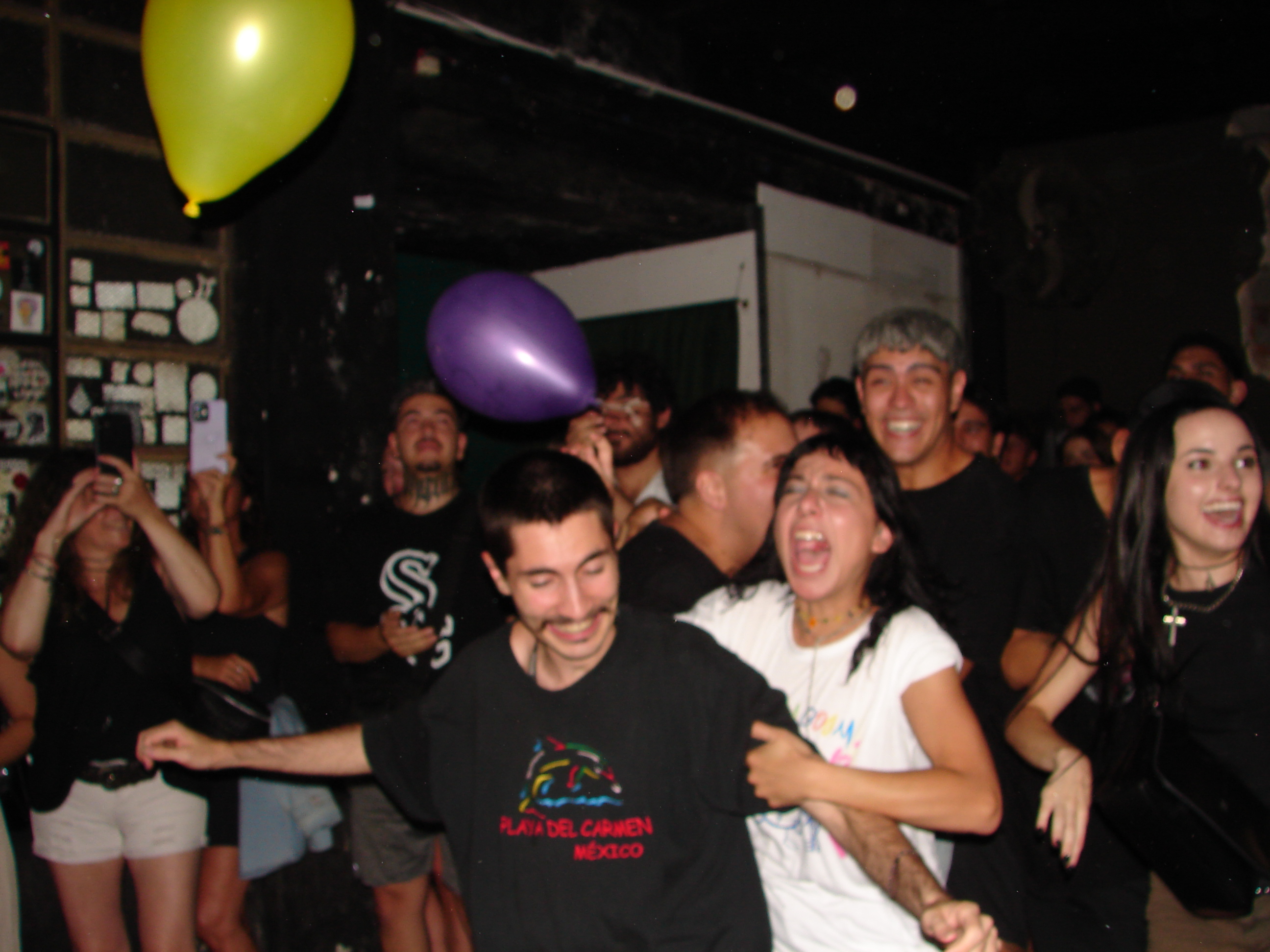 Foto en concierto de Dices Que No Estoy Solo X MALIGNA Y SOSPECHOSA