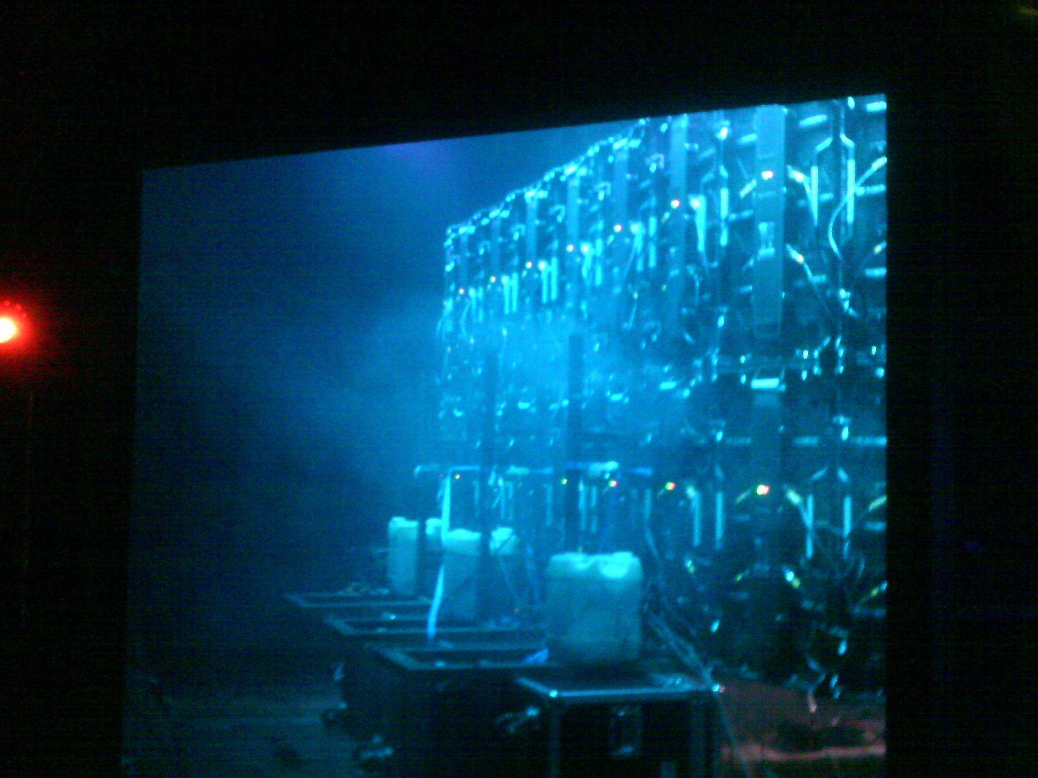 Foto tras banbalinas del escenario de Auditorio Oeste X MALIGNA Y SOSPECHOSA