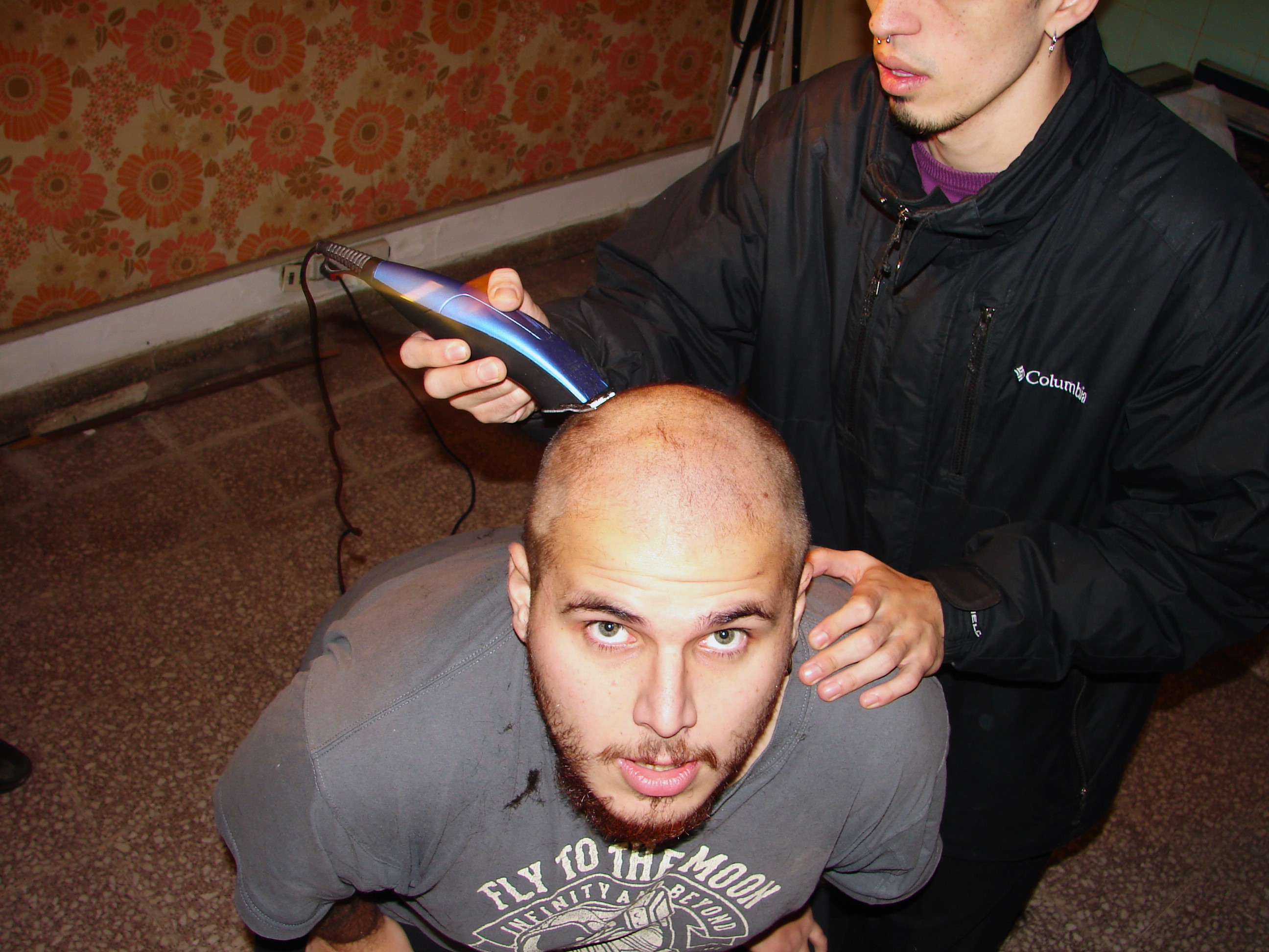 Foto en grabaciones de Tomás Screpis pelado X MALIGNA Y SOSPECHOSA